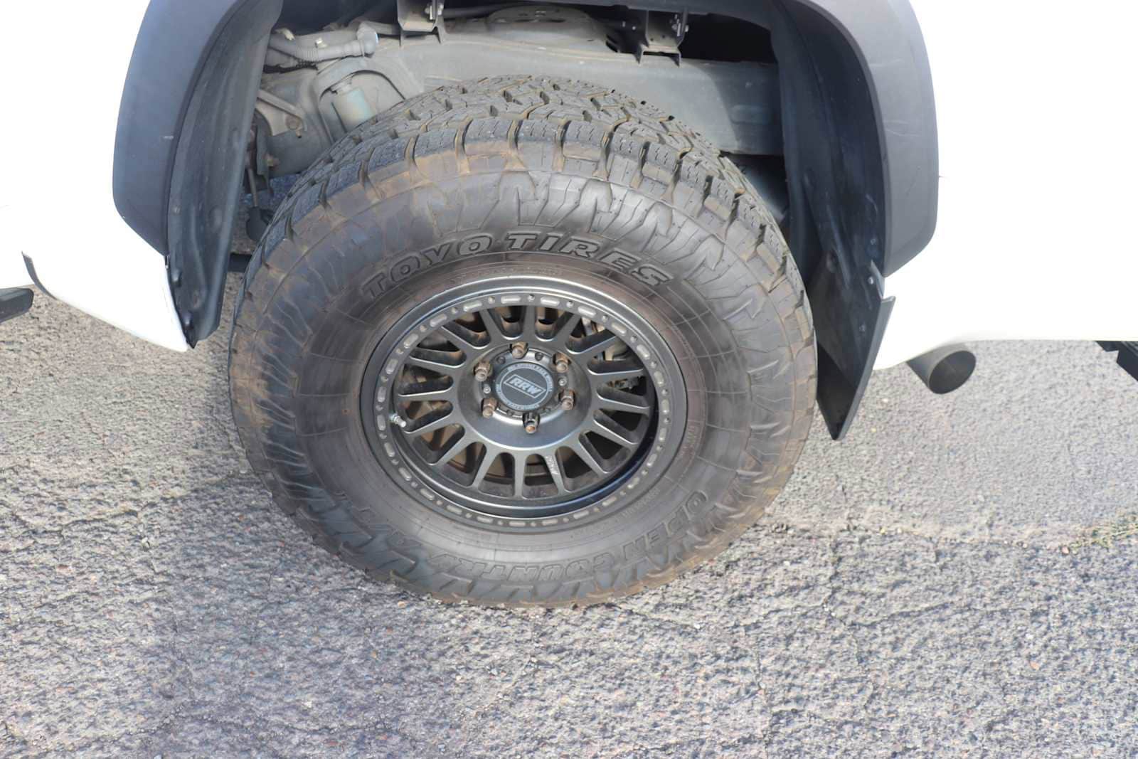 Thumbnail: 2022 Toyota Tundra - 9
