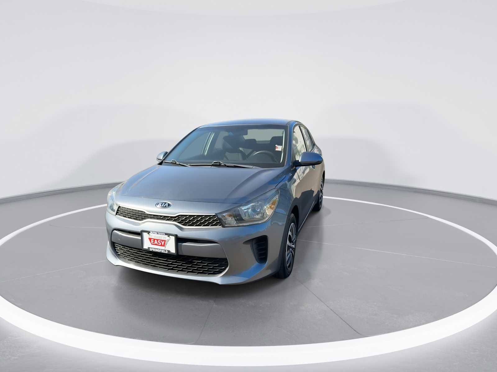 Thumbnail: 2019 Kia Rio - 3