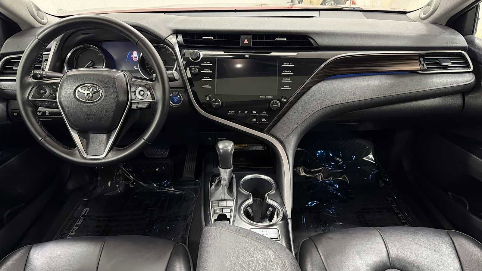 Thumbnail: 2020 Toyota Camry - 27