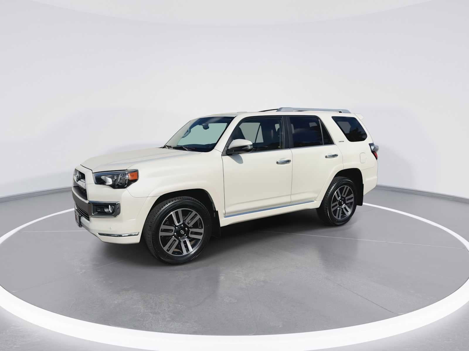 Thumbnail: 2018 Toyota 4Runner - 4