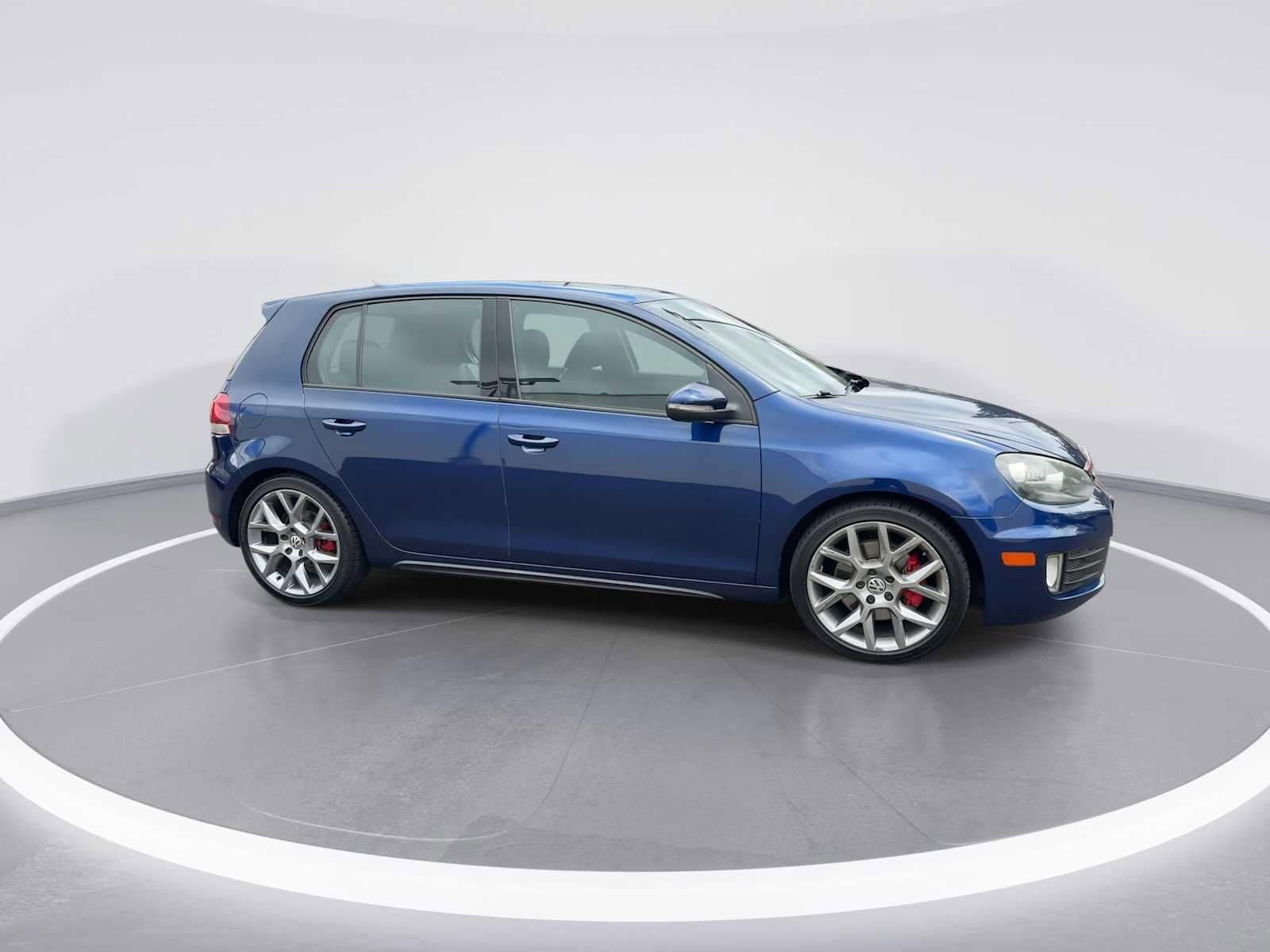 Thumbnail: 2013 Volkswagen Golf - 9