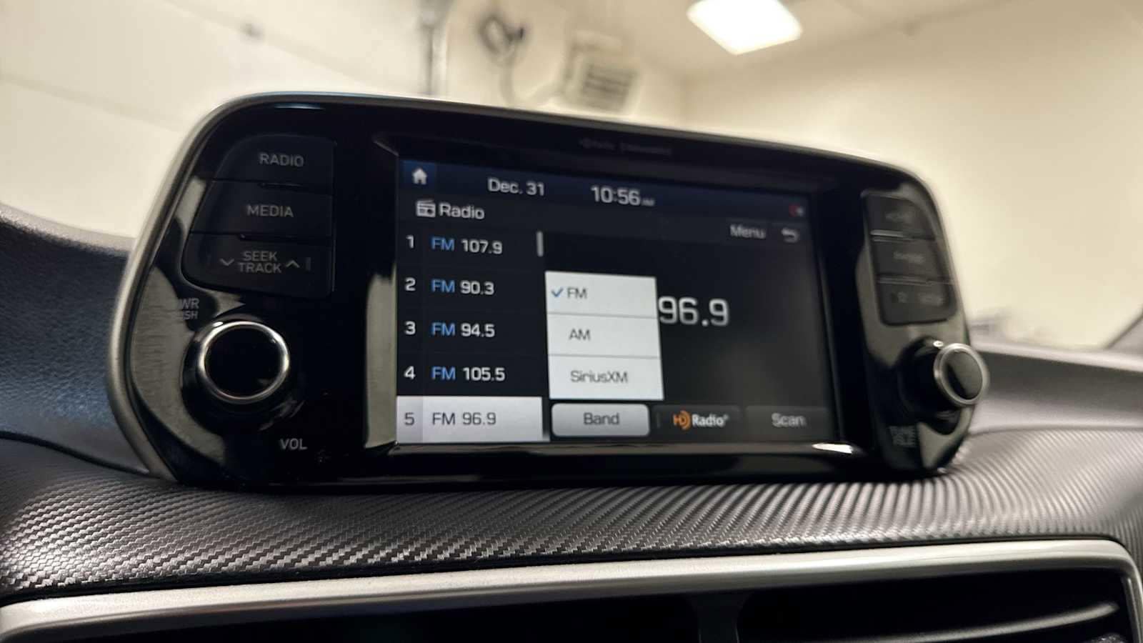 Thumbnail: 2021 Hyundai Tucson - 18