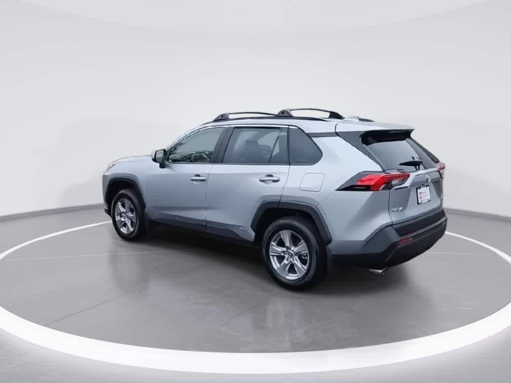 Thumbnail: 2025 Toyota RAV4 - 6