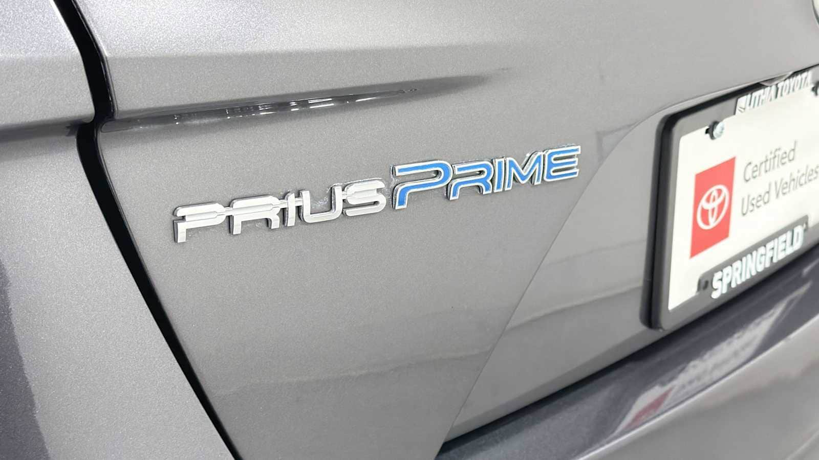 Thumbnail: 2017 Toyota Prius Prime - 28