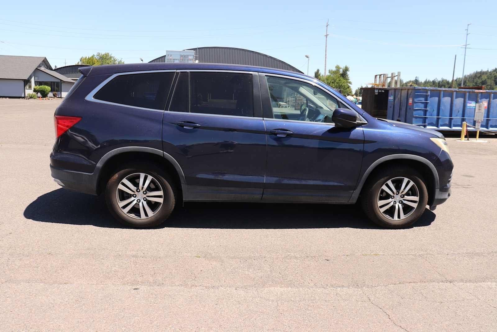 Thumbnail: 2018 Honda Pilot - 4