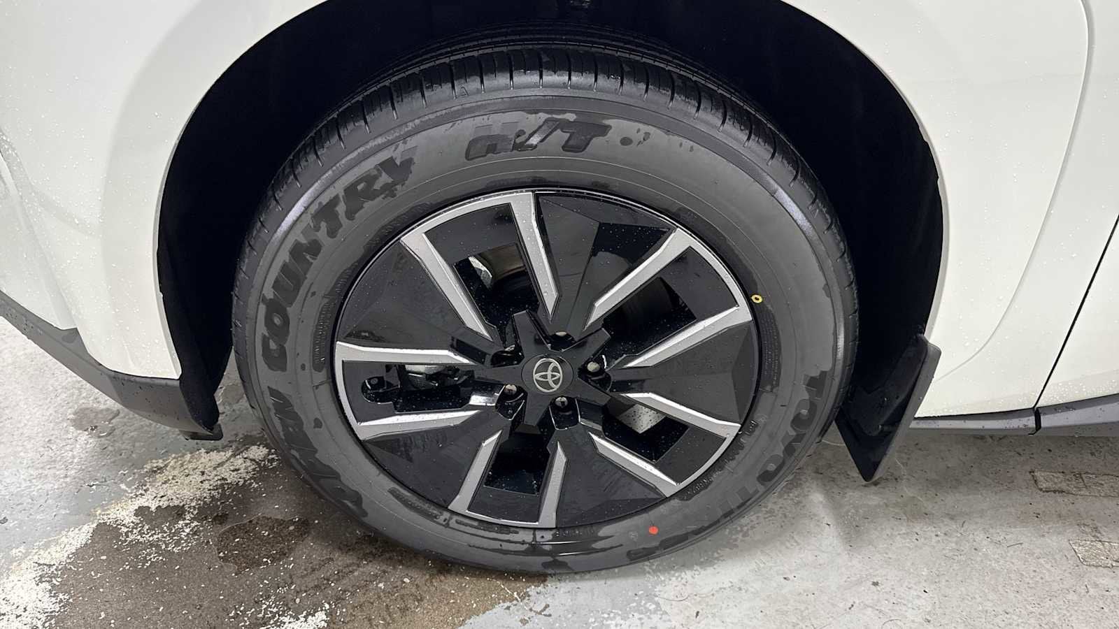 Thumbnail: 2026 Toyota bZ - 10