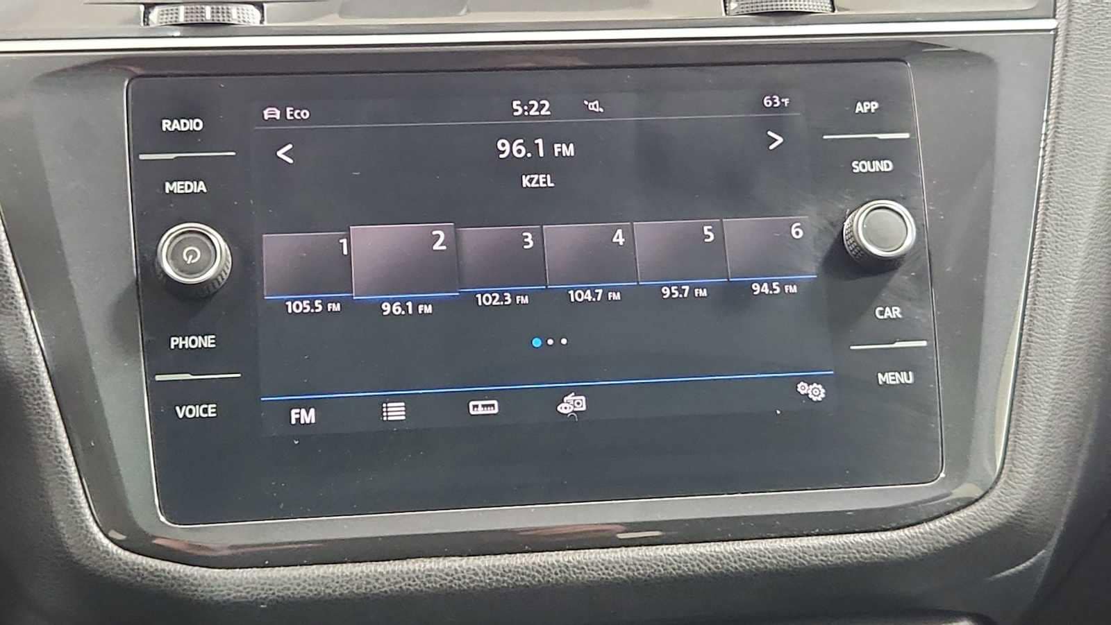 Thumbnail: 2019 Volkswagen Tiguan - 18