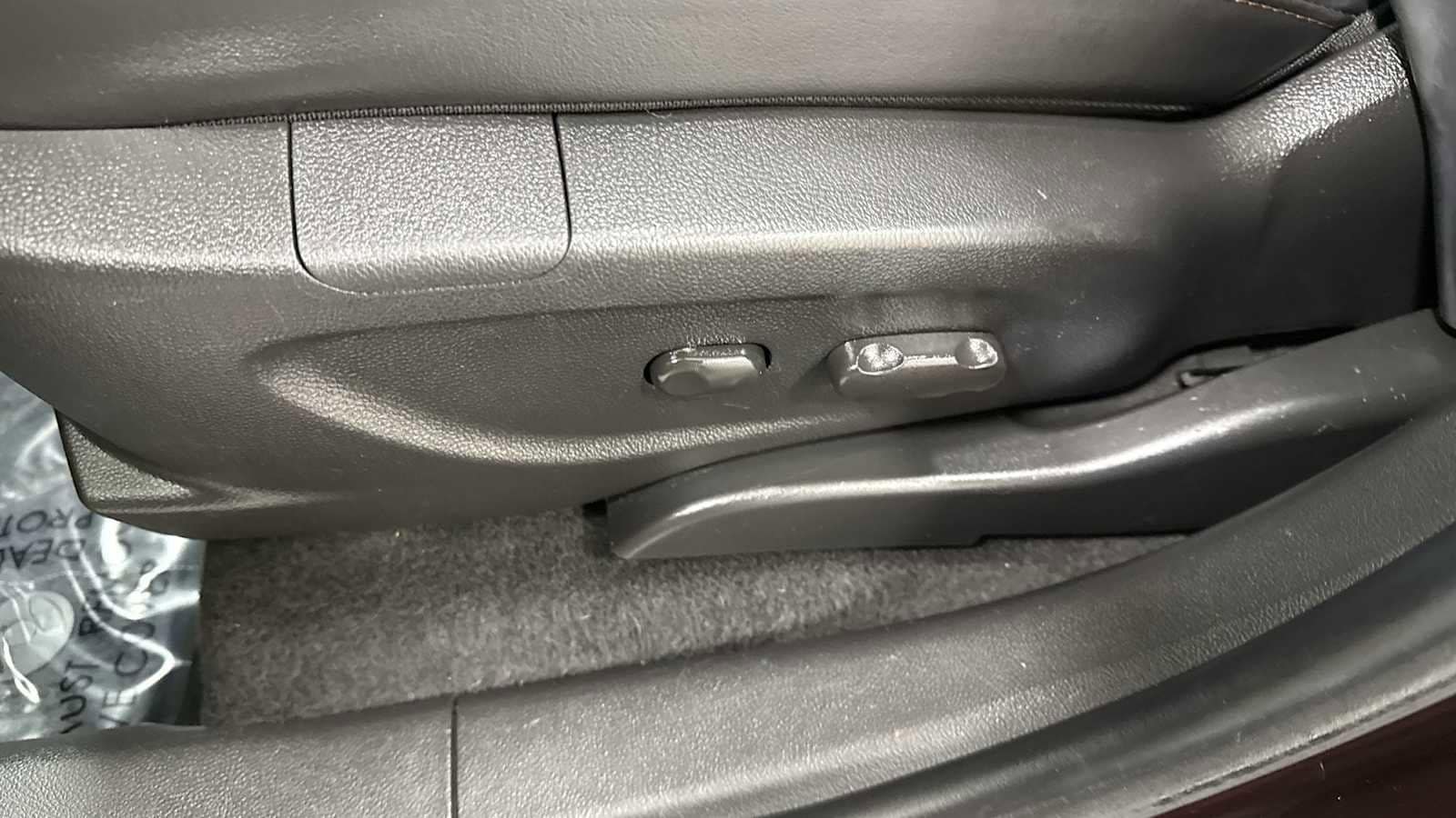 Thumbnail: 2022 Chevrolet Trax - 14