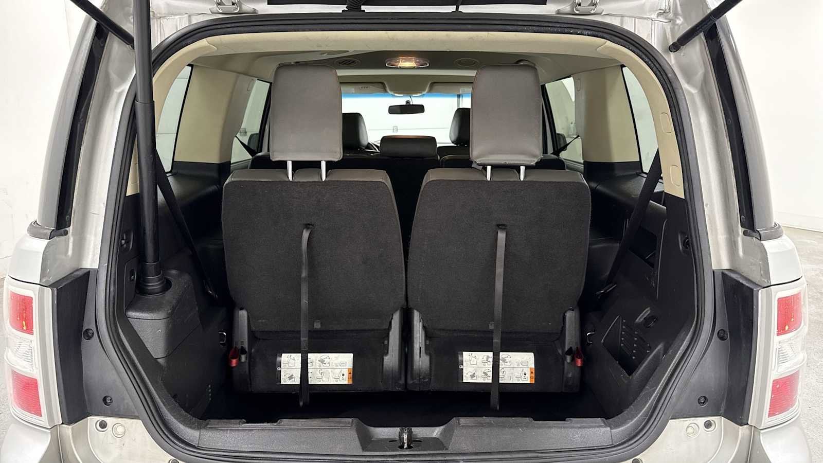 Thumbnail: 2016 Ford Flex - 28