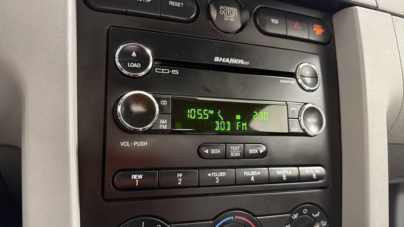 Thumbnail: 2008 Ford Mustang - 18