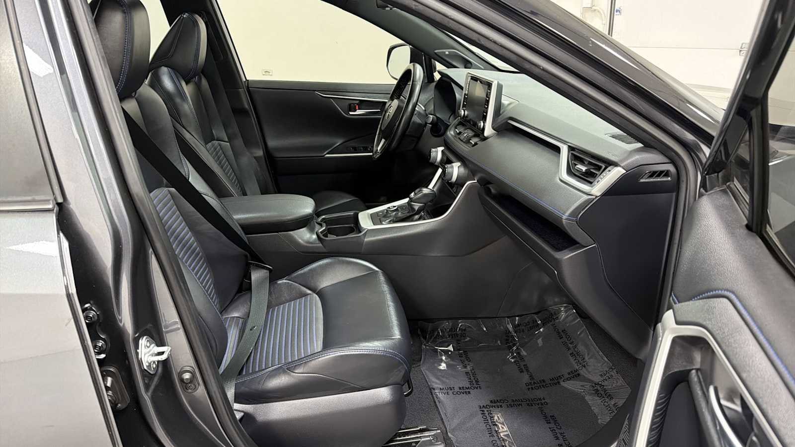 Thumbnail: 2019 Toyota RAV4 - 30