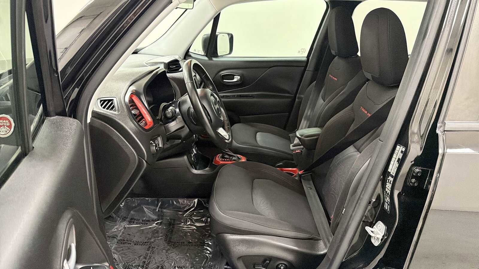 Thumbnail: 2015 Jeep Renegade - 12