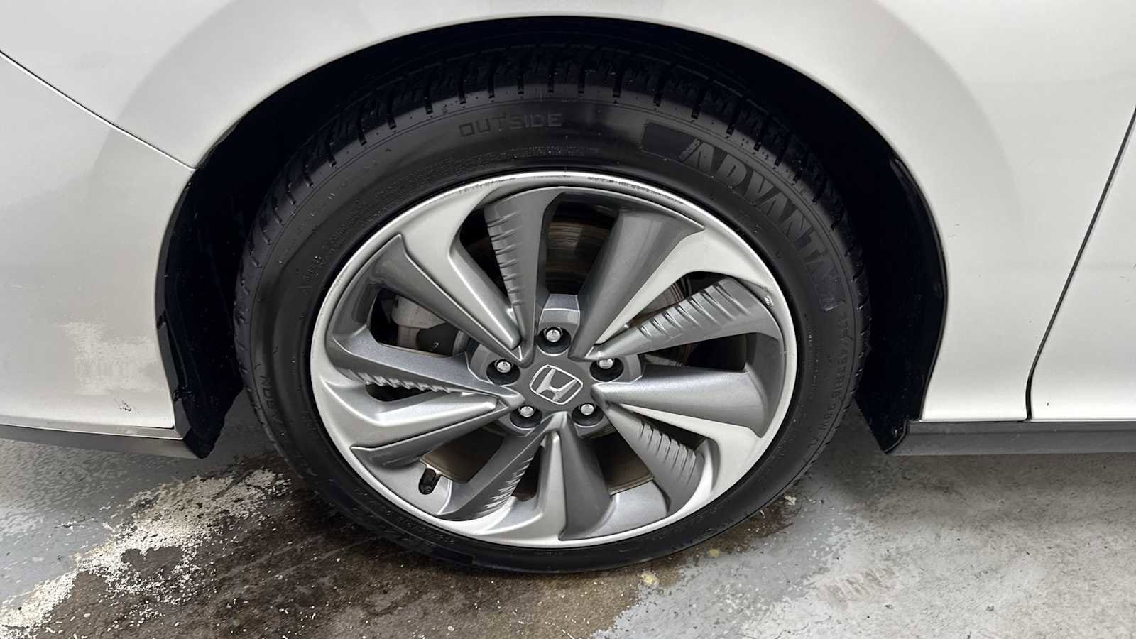 Thumbnail: 2018 Honda Clarity - 10