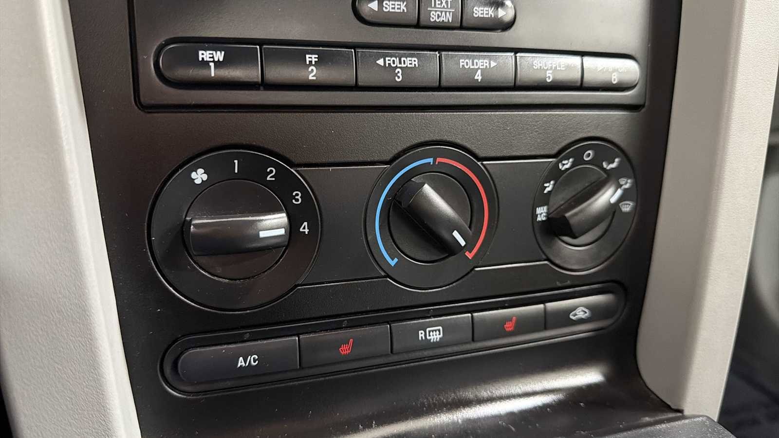 Thumbnail: 2008 Ford Mustang - 19