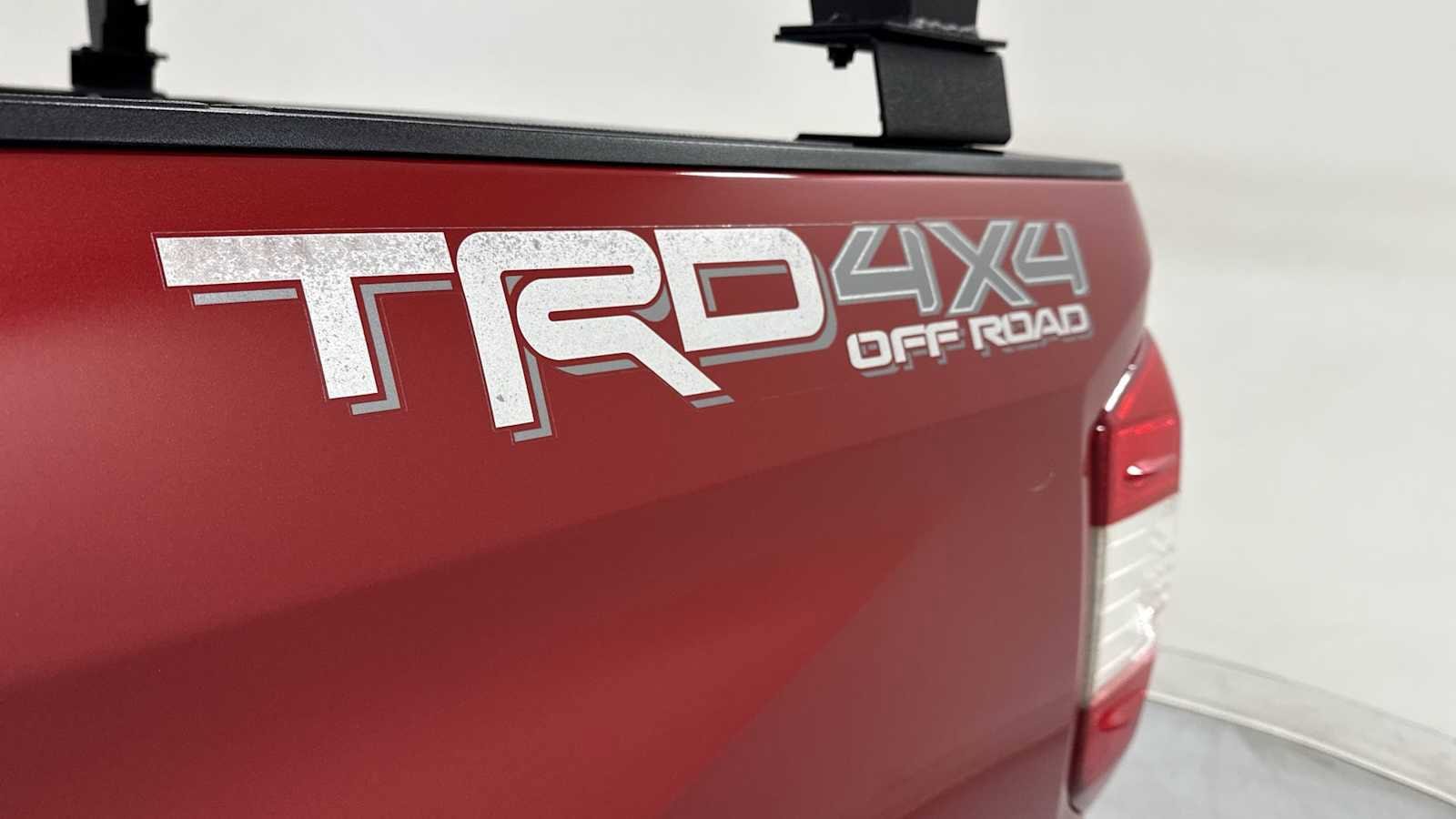 Thumbnail: 2017 Toyota Tundra - 26