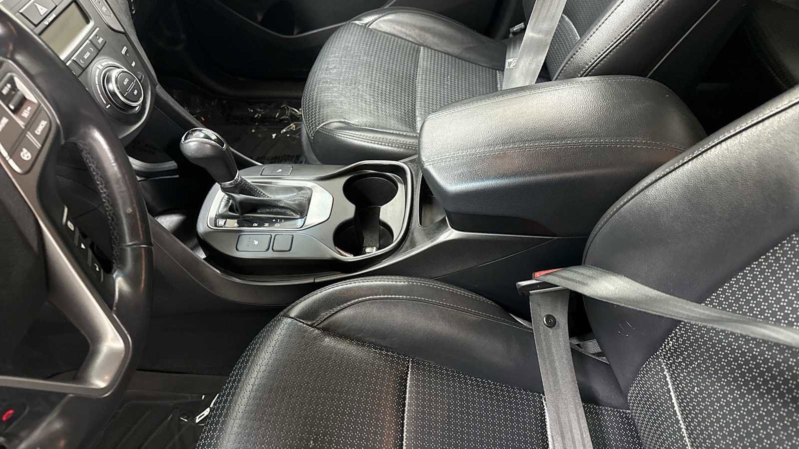 Thumbnail: 2014 Hyundai Santa Fe - 22