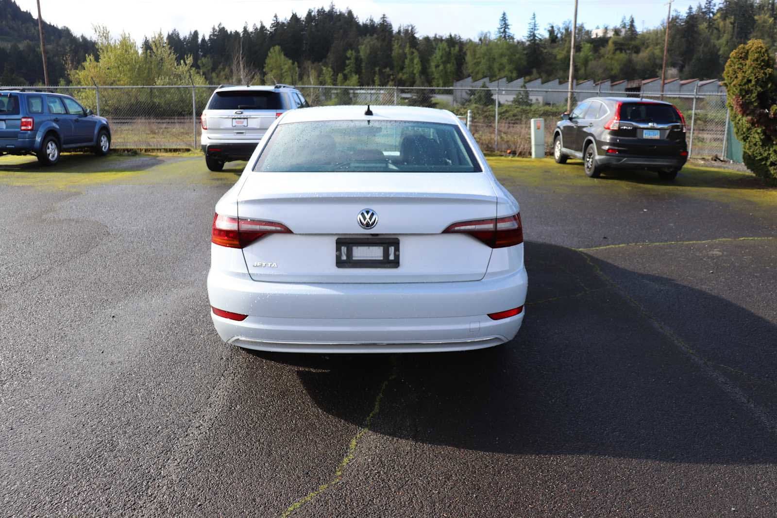 Thumbnail: 2019 Volkswagen Jetta - 6