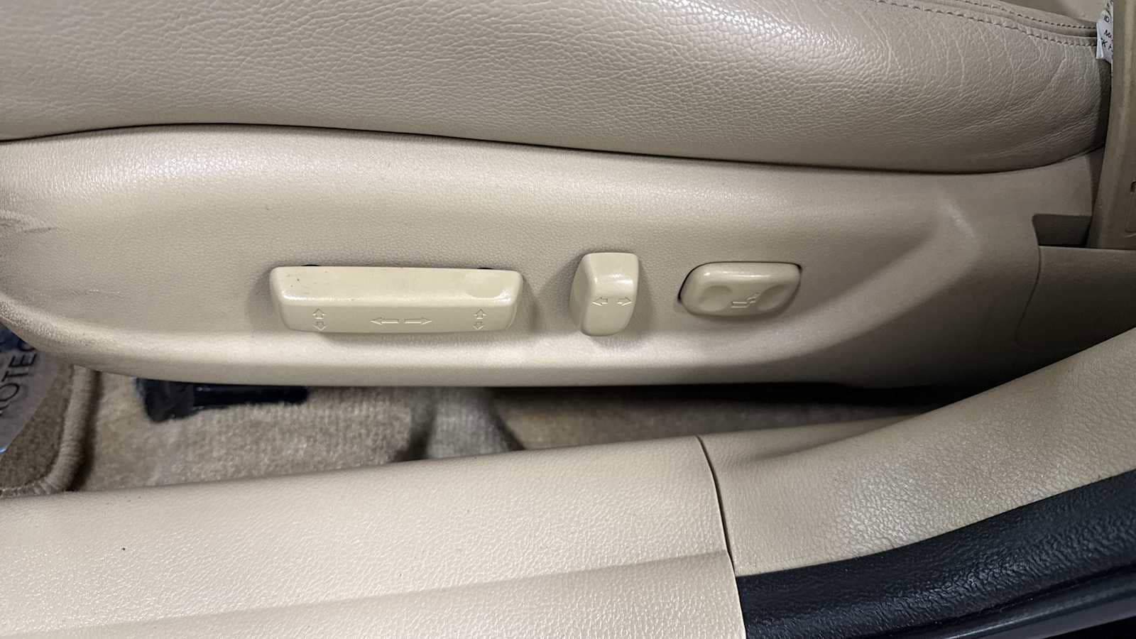 Thumbnail: 2010 Honda Accord - 14