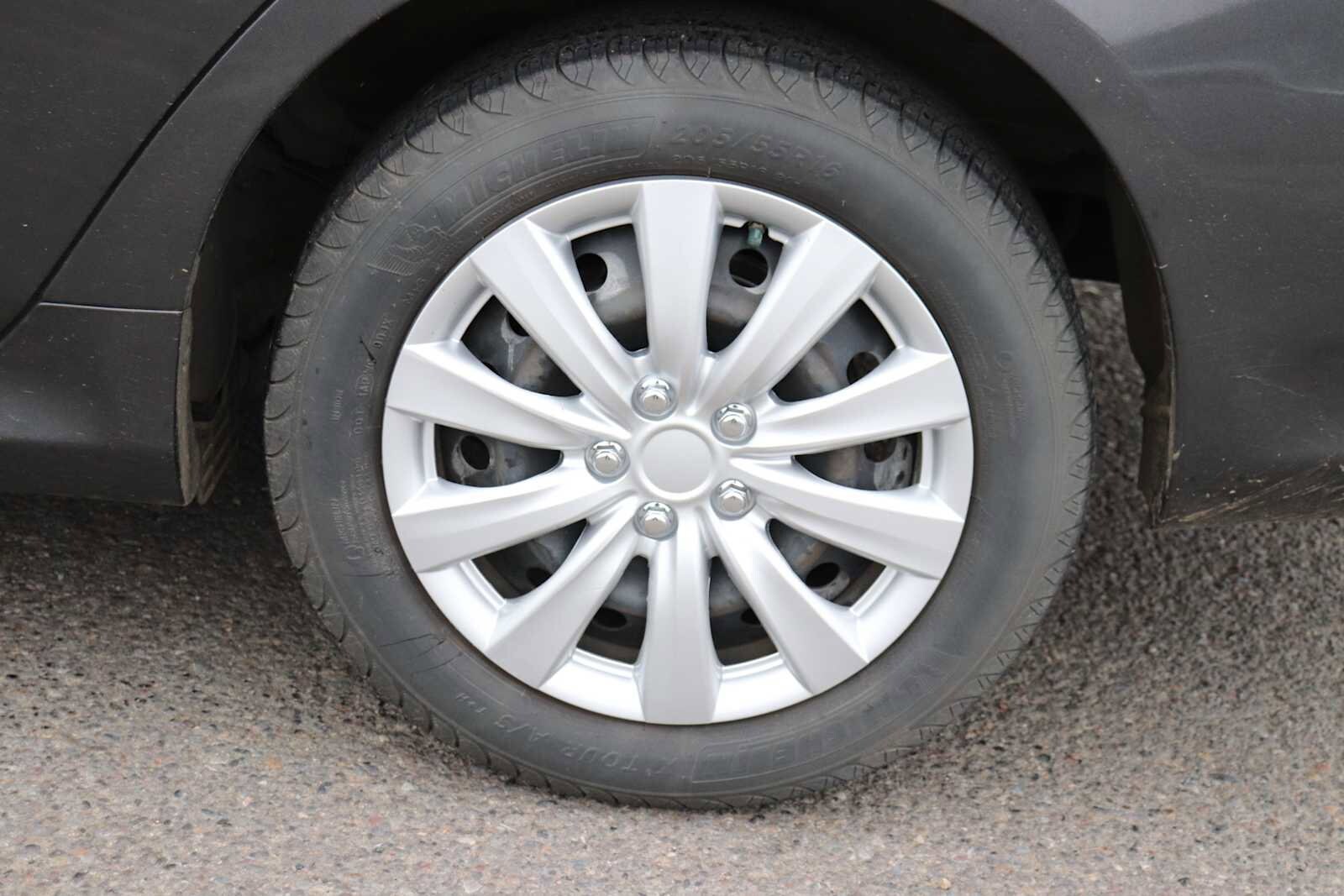 Thumbnail: 2012 Toyota Corolla - 9