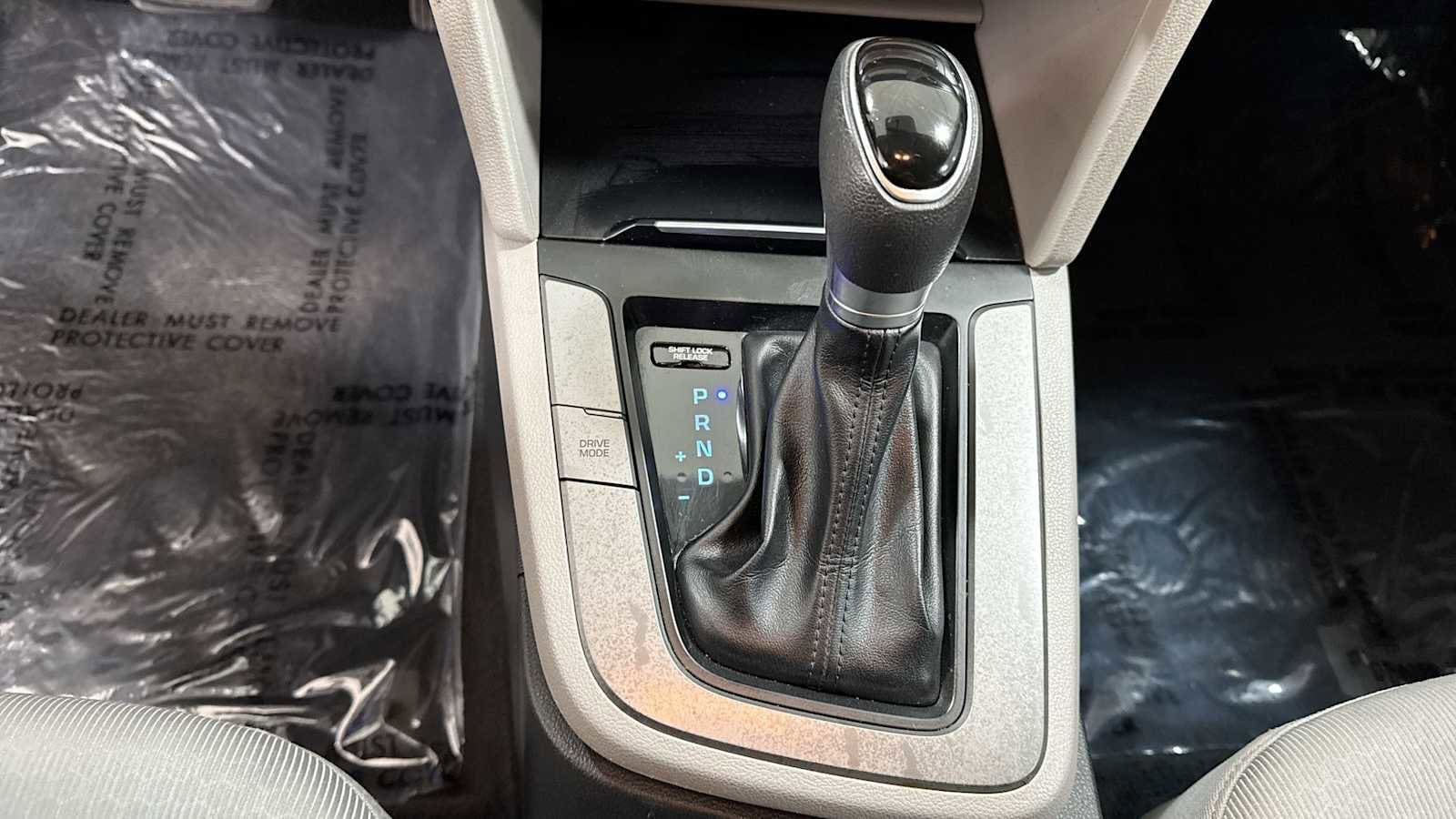 Thumbnail: 2017 Hyundai Elantra - 21