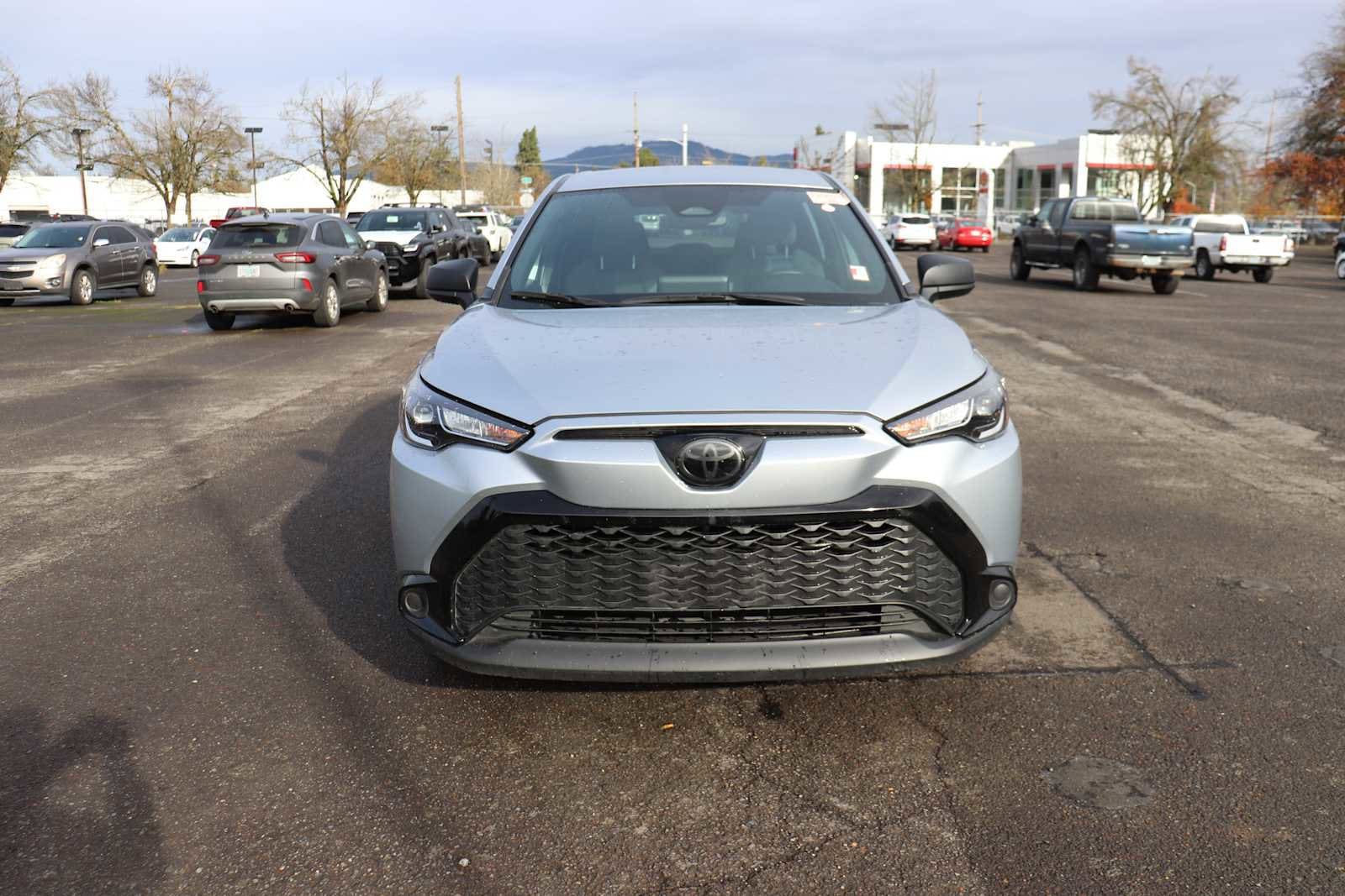 Thumbnail: 2025 Toyota Corolla Cross - 2