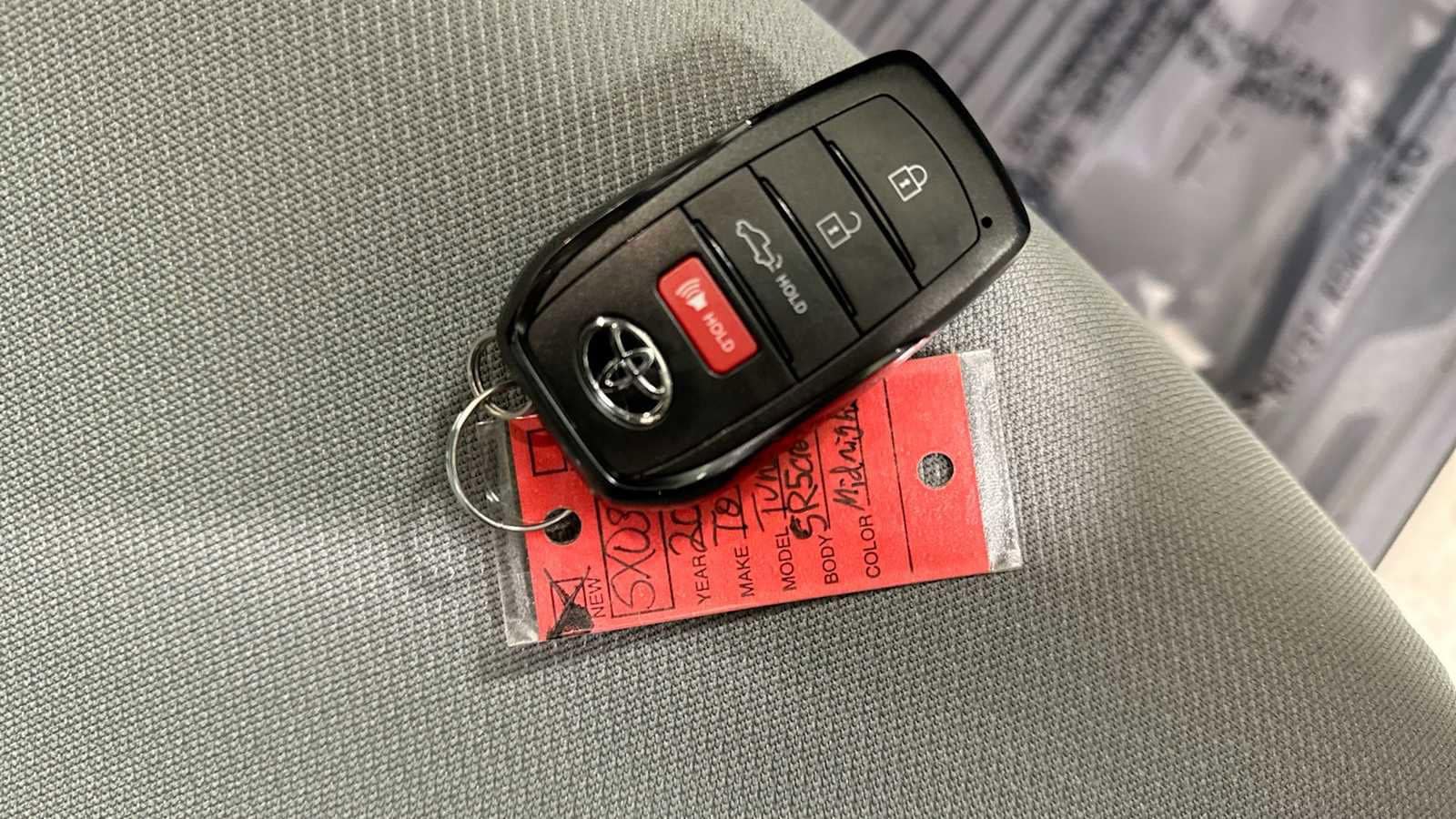 Thumbnail: 2025 Toyota Tundra - 31