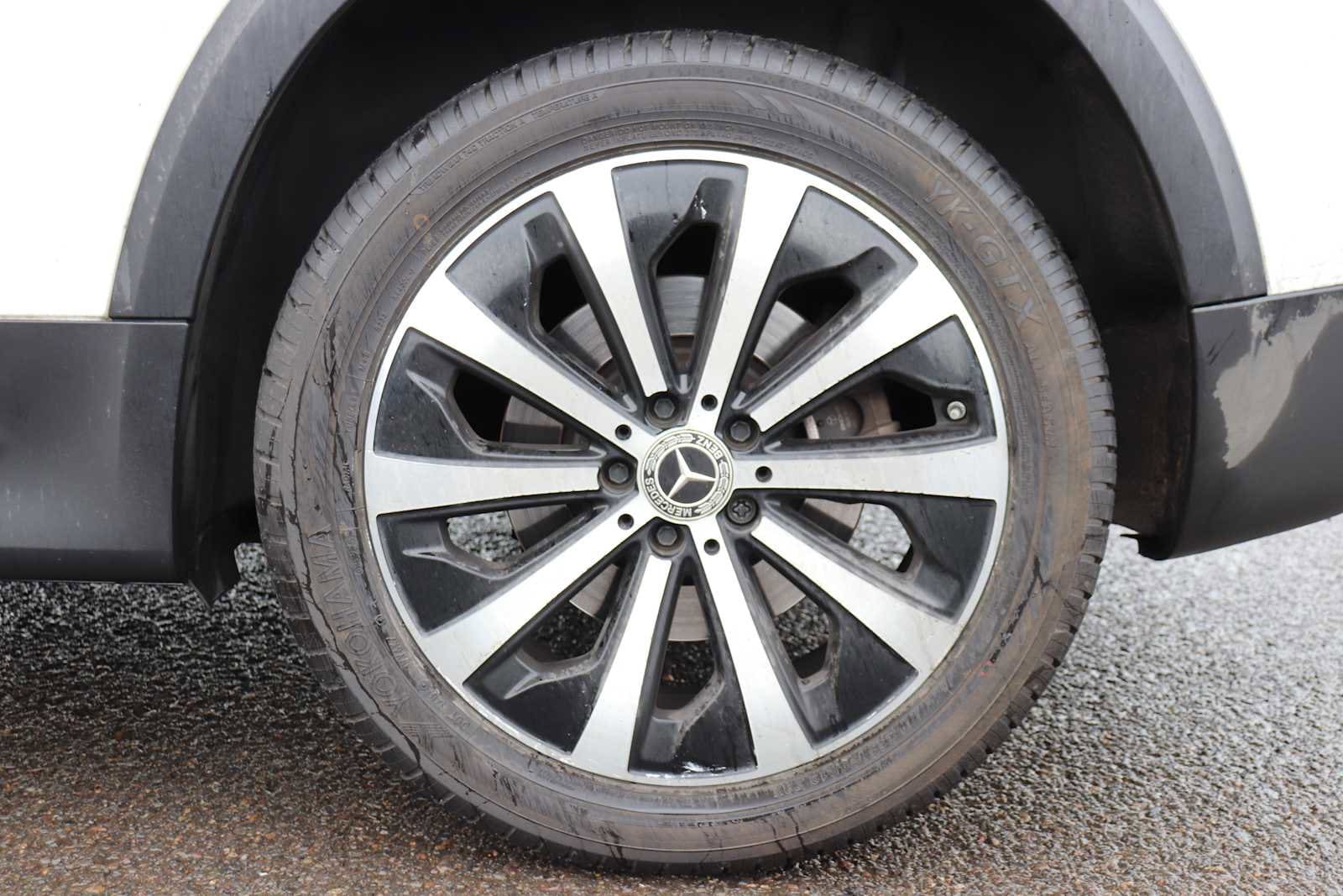 Thumbnail: 2022 Mercedes-Benz GLB - 9