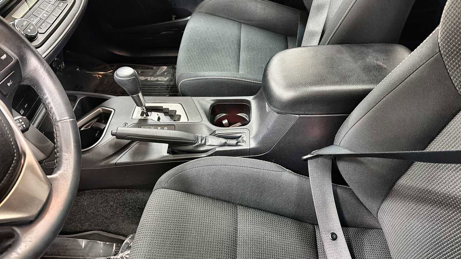 Thumbnail: 2017 Toyota RAV4 - 22