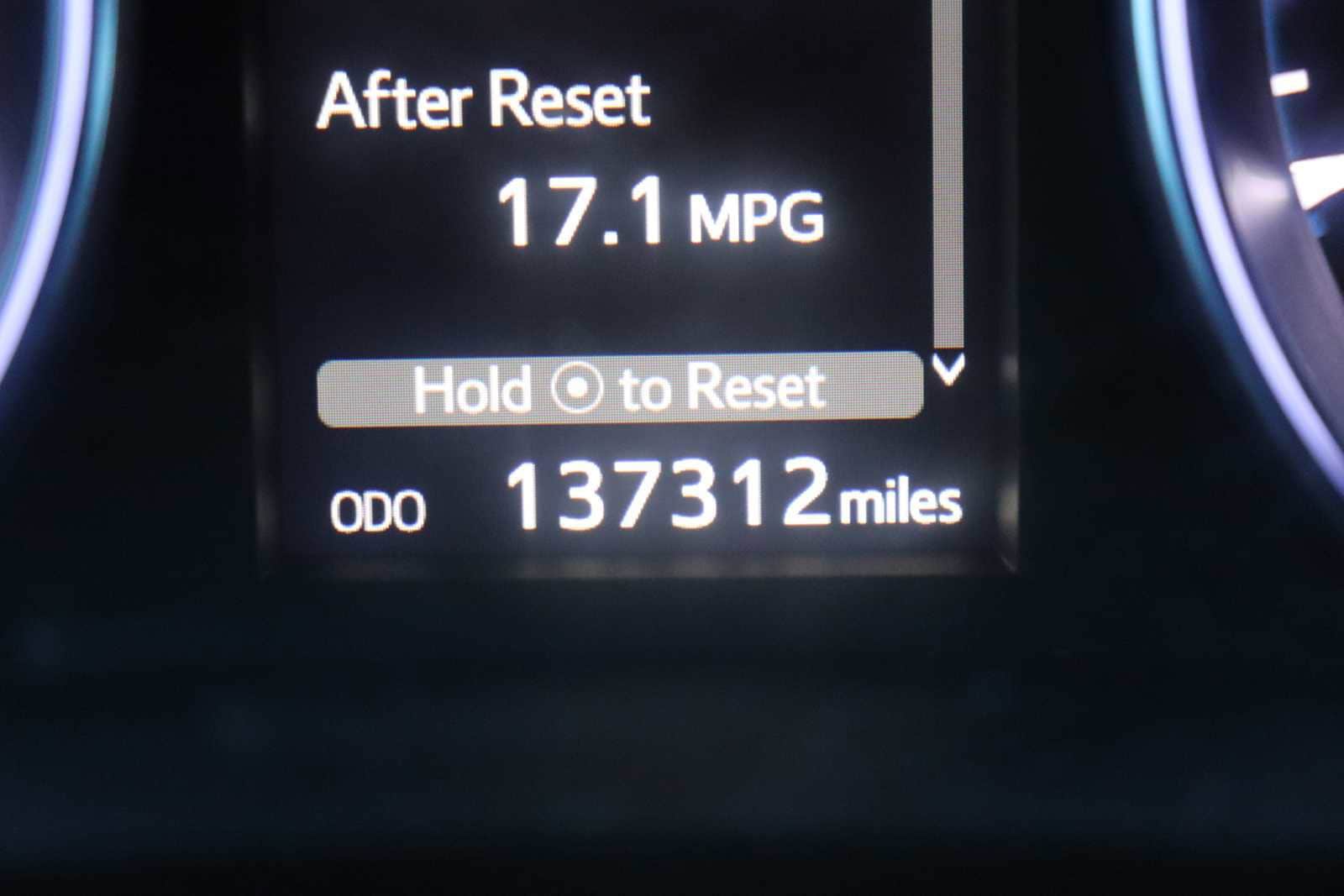 Thumbnail: 2015 Toyota Highlander - 11