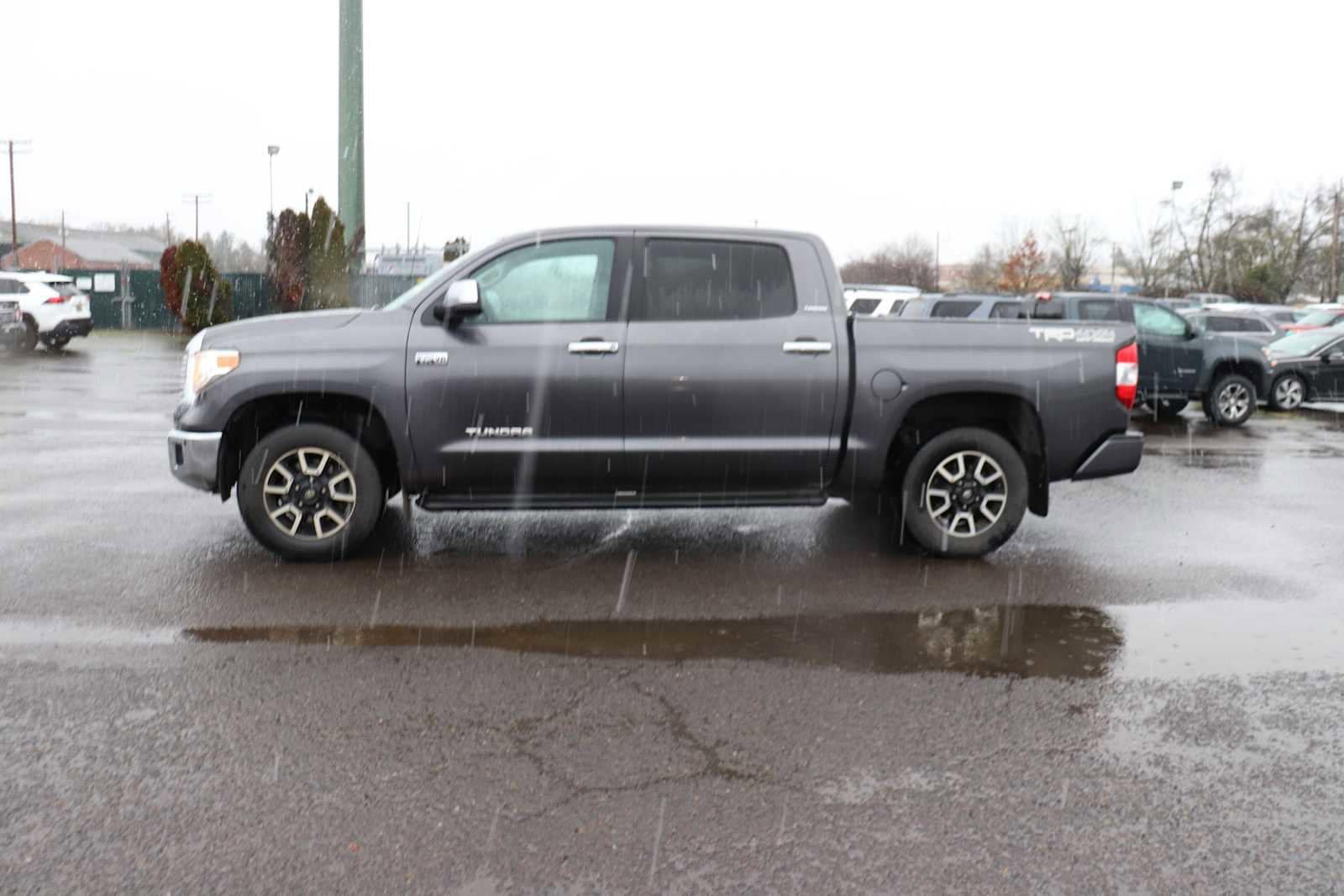 Thumbnail: 2017 Toyota Tundra - 8