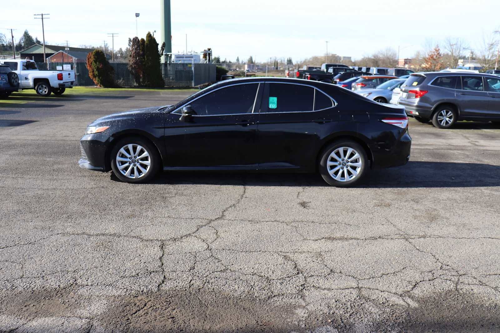 Thumbnail: 2020 Toyota Camry - 8