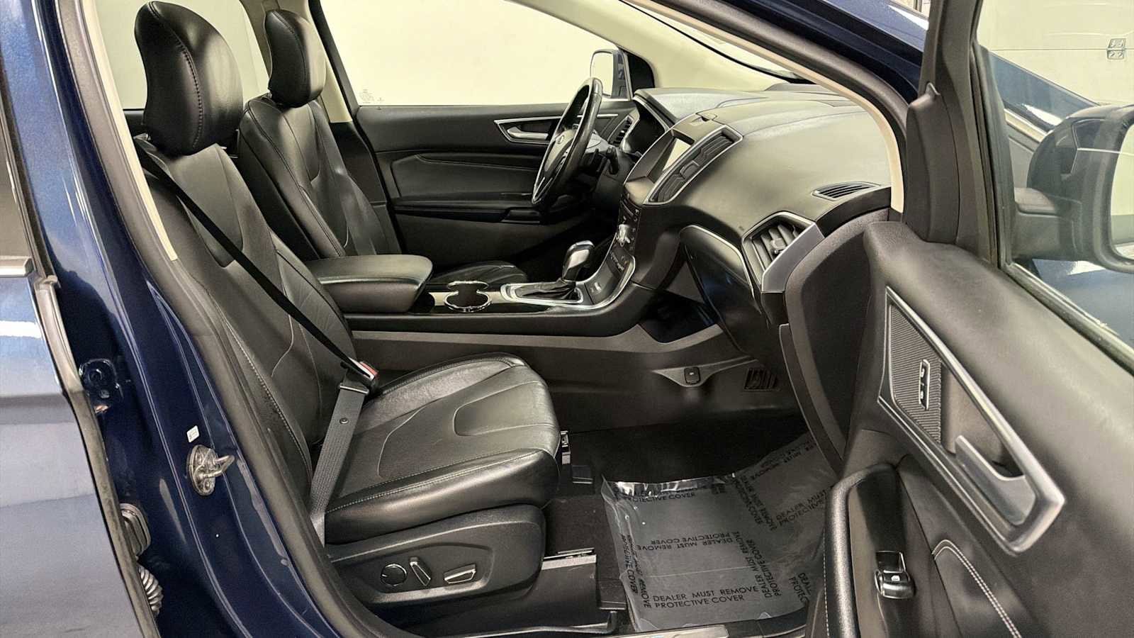 Thumbnail: 2017 Ford Edge - 30