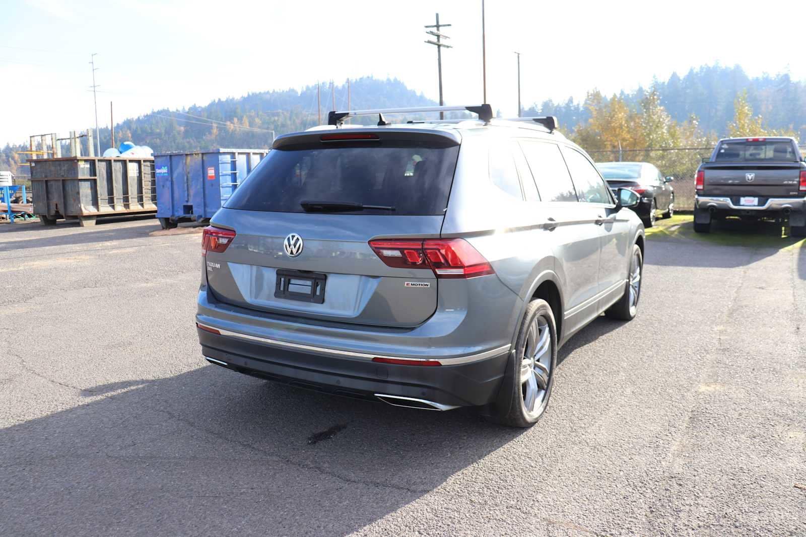 Thumbnail: 2021 Volkswagen Tiguan - 5