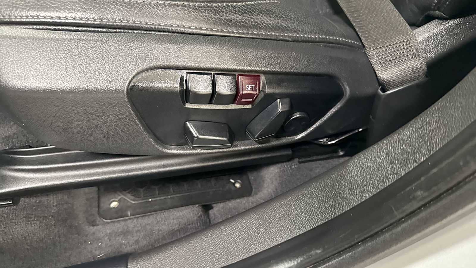 Thumbnail: 2018 BMW X1 - 14