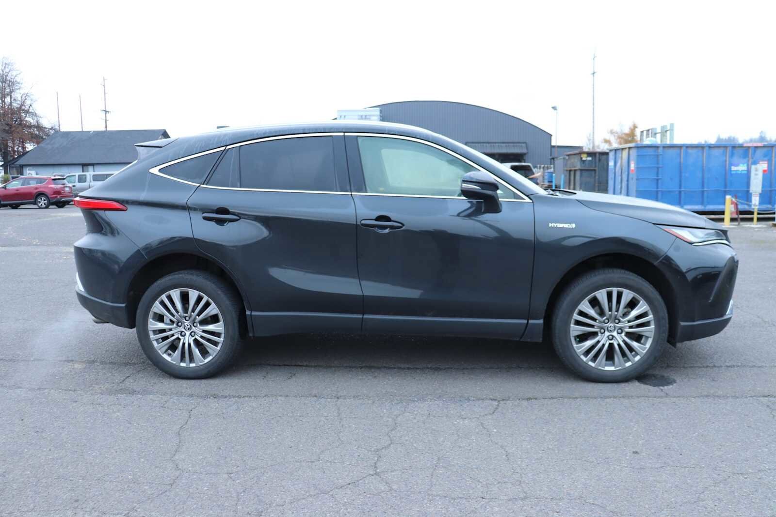 2021 Toyota Venza XLE photo 4