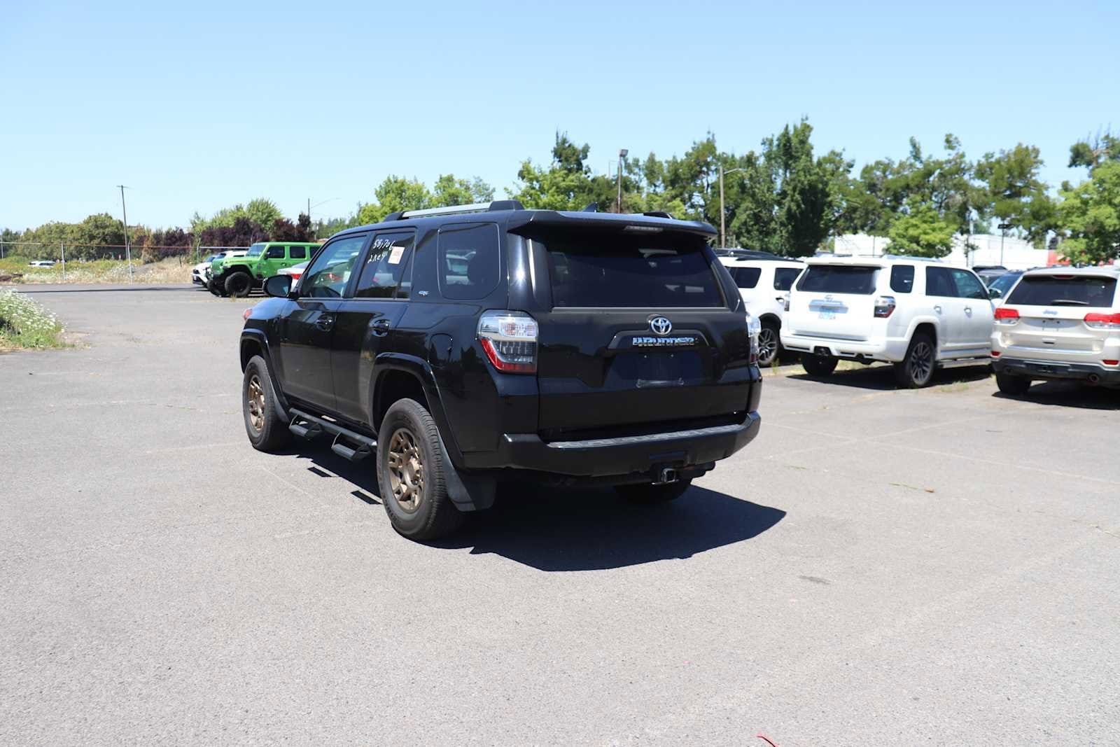 Thumbnail: 2022 Toyota 4Runner - 7