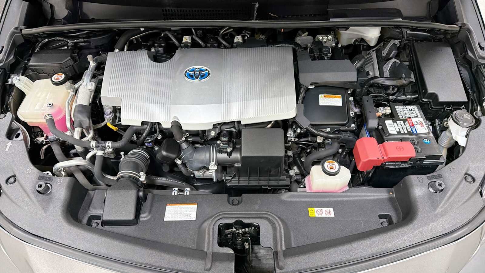 Thumbnail: 2017 Toyota Prius Prime - 30