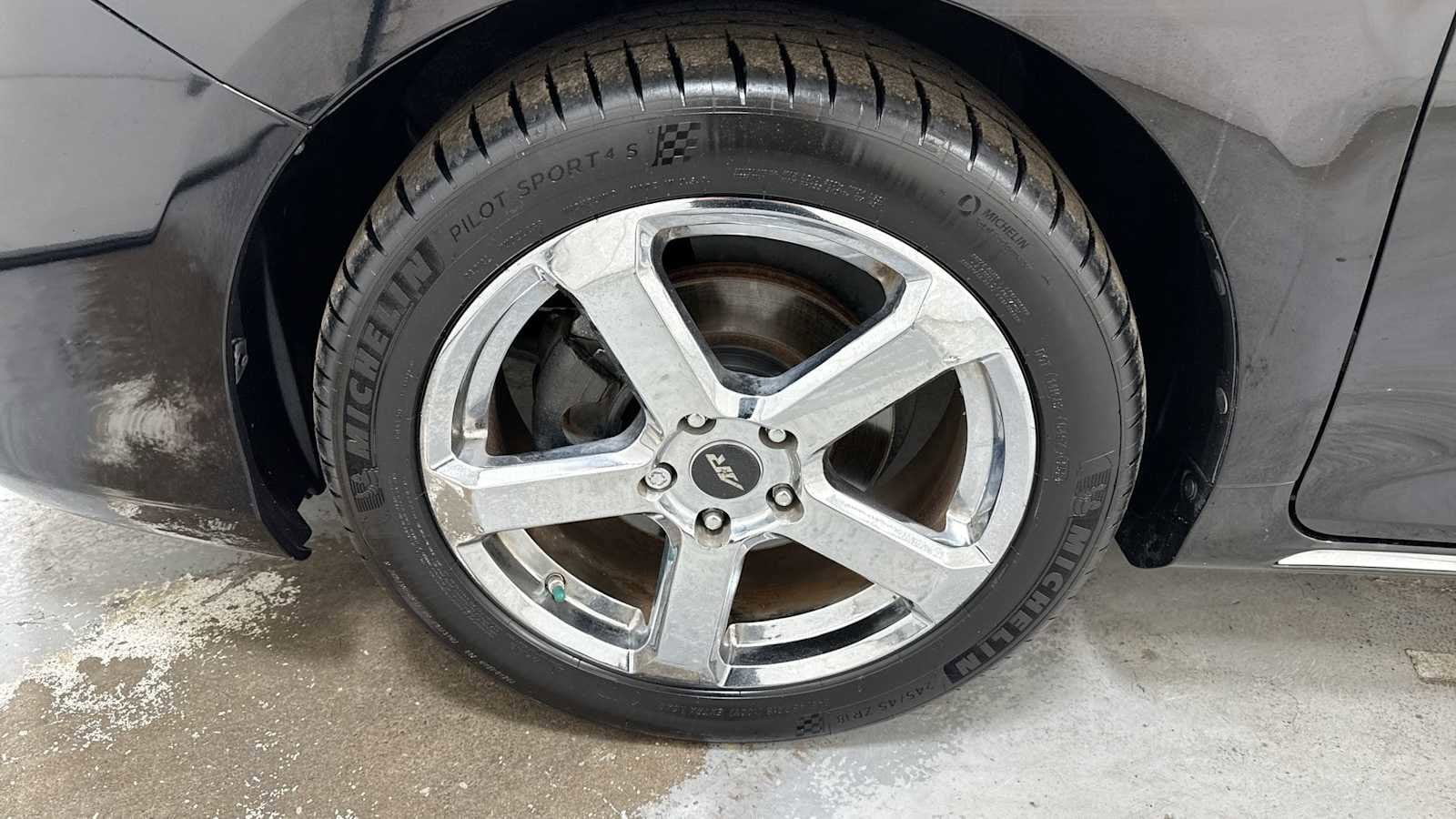 2014 Toyota Camry LE 10