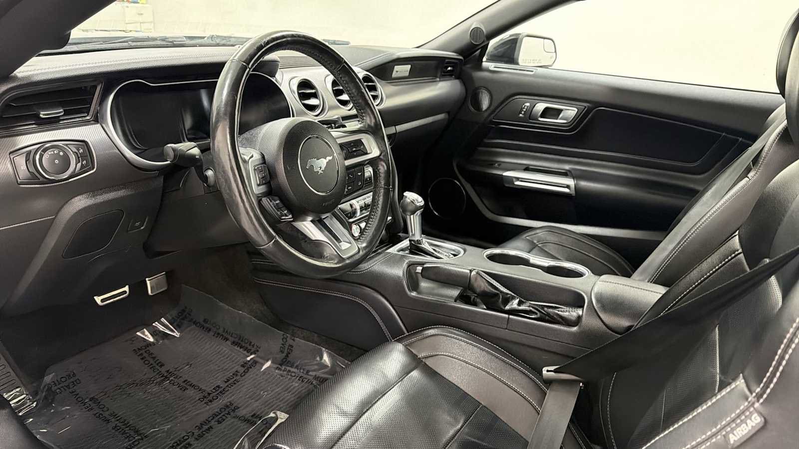 Thumbnail: 2018 Ford Mustang - 12