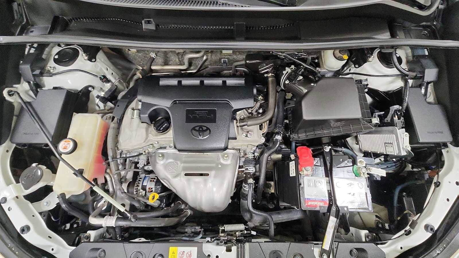 Thumbnail: 2017 Toyota RAV4 - 29