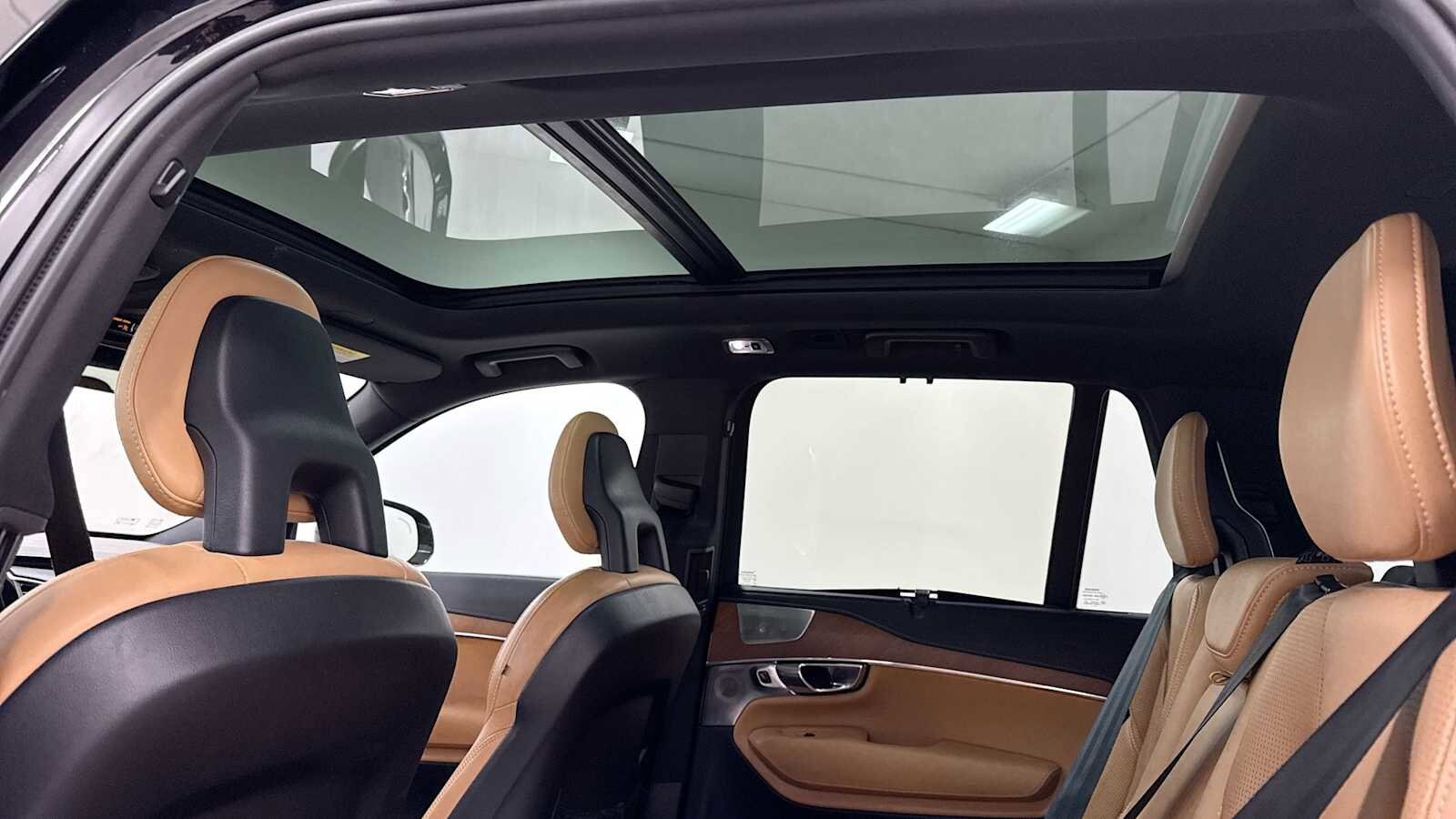 Thumbnail: 2018 Volvo XC90 - 24