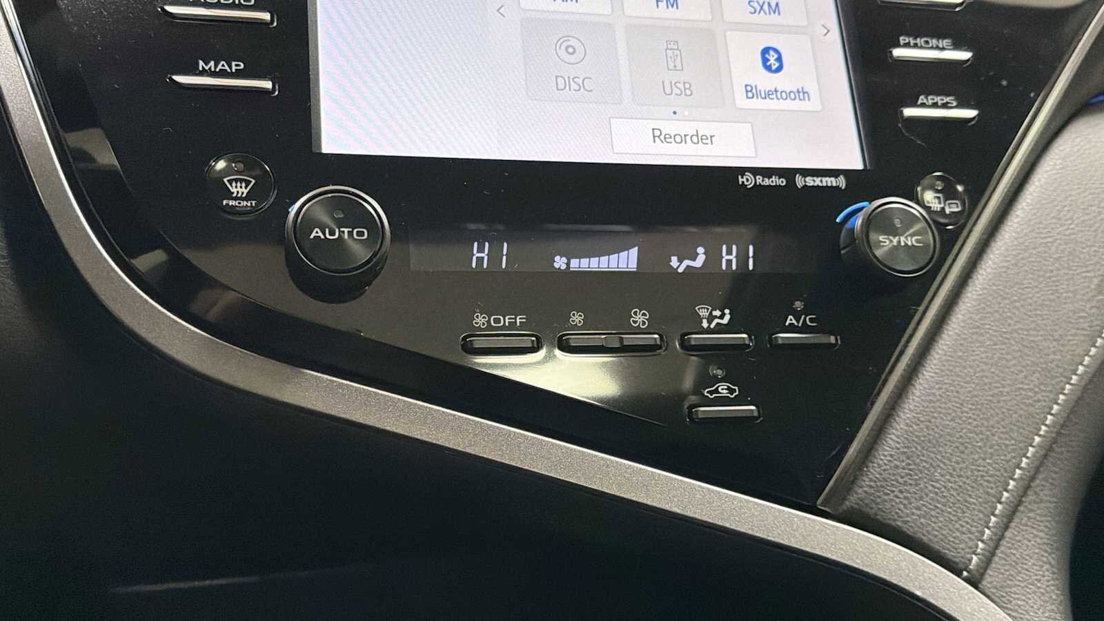 Thumbnail: 2019 Toyota Camry - 20