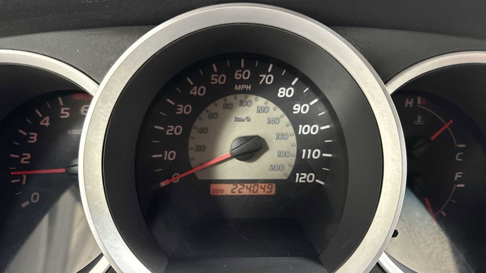 Thumbnail: 2006 Toyota Tacoma - 17