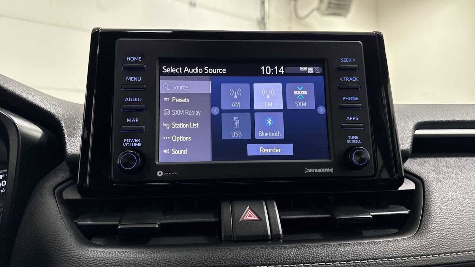 Thumbnail: 2021 Toyota RAV4 - 18