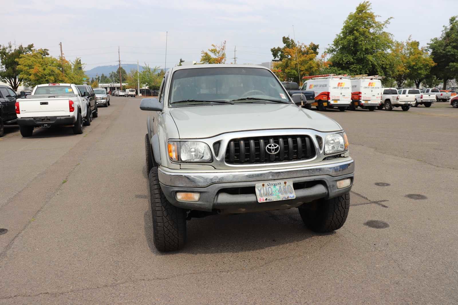 Thumbnail: 2002 Toyota Tacoma - 3