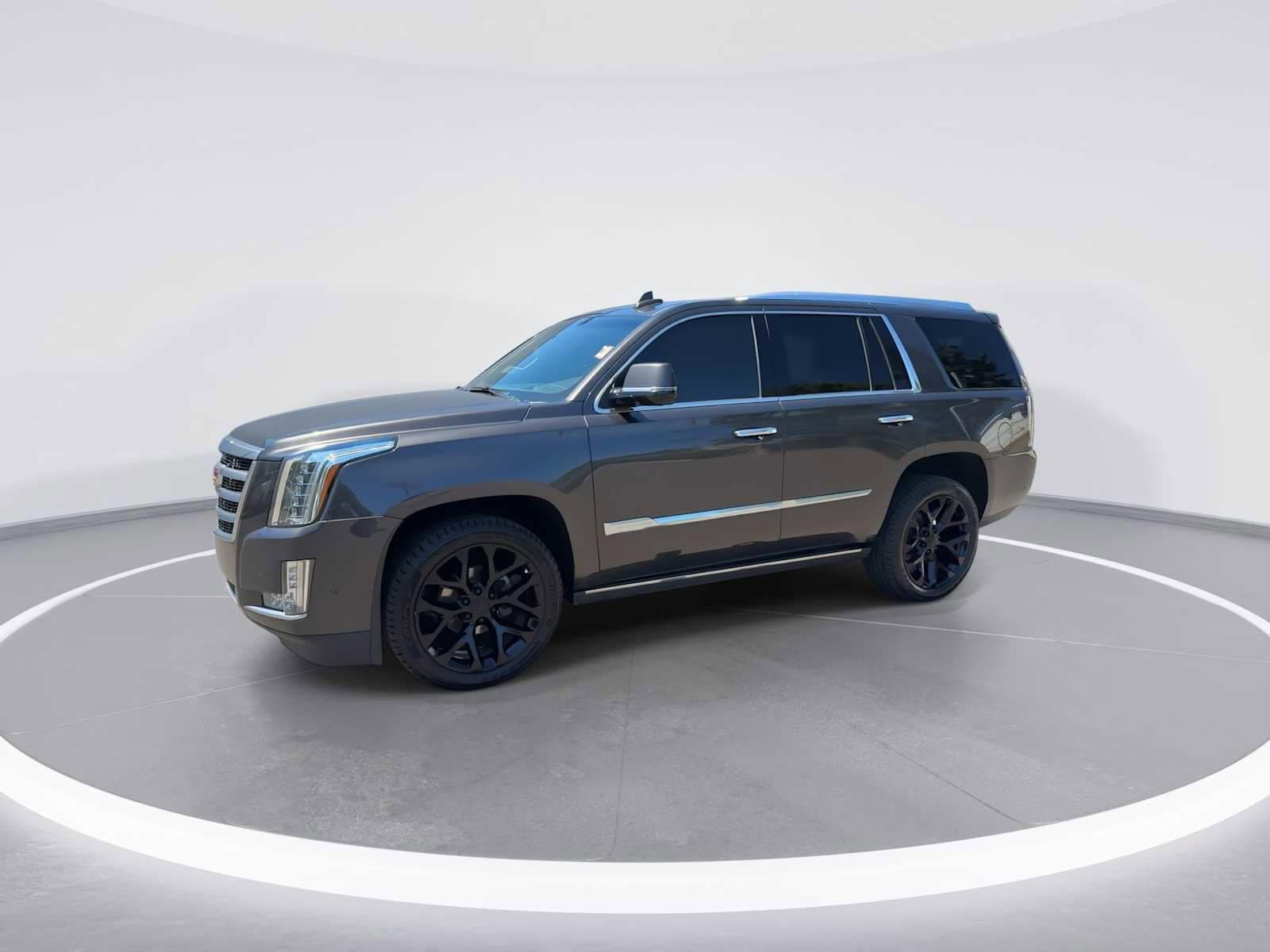 Thumbnail: 2017 Cadillac Escalade - 4