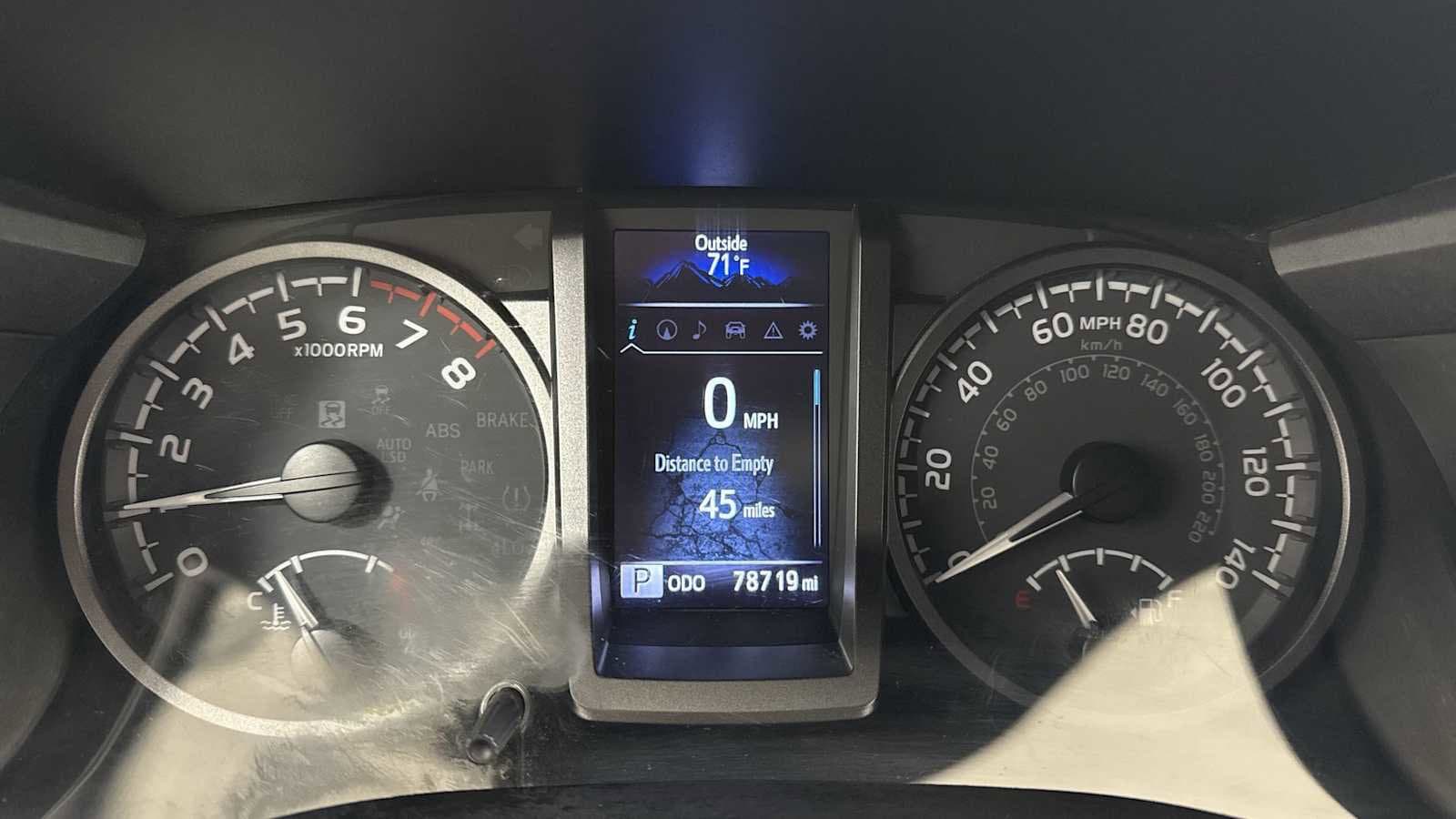 Thumbnail: 2022 Toyota Tacoma - 17