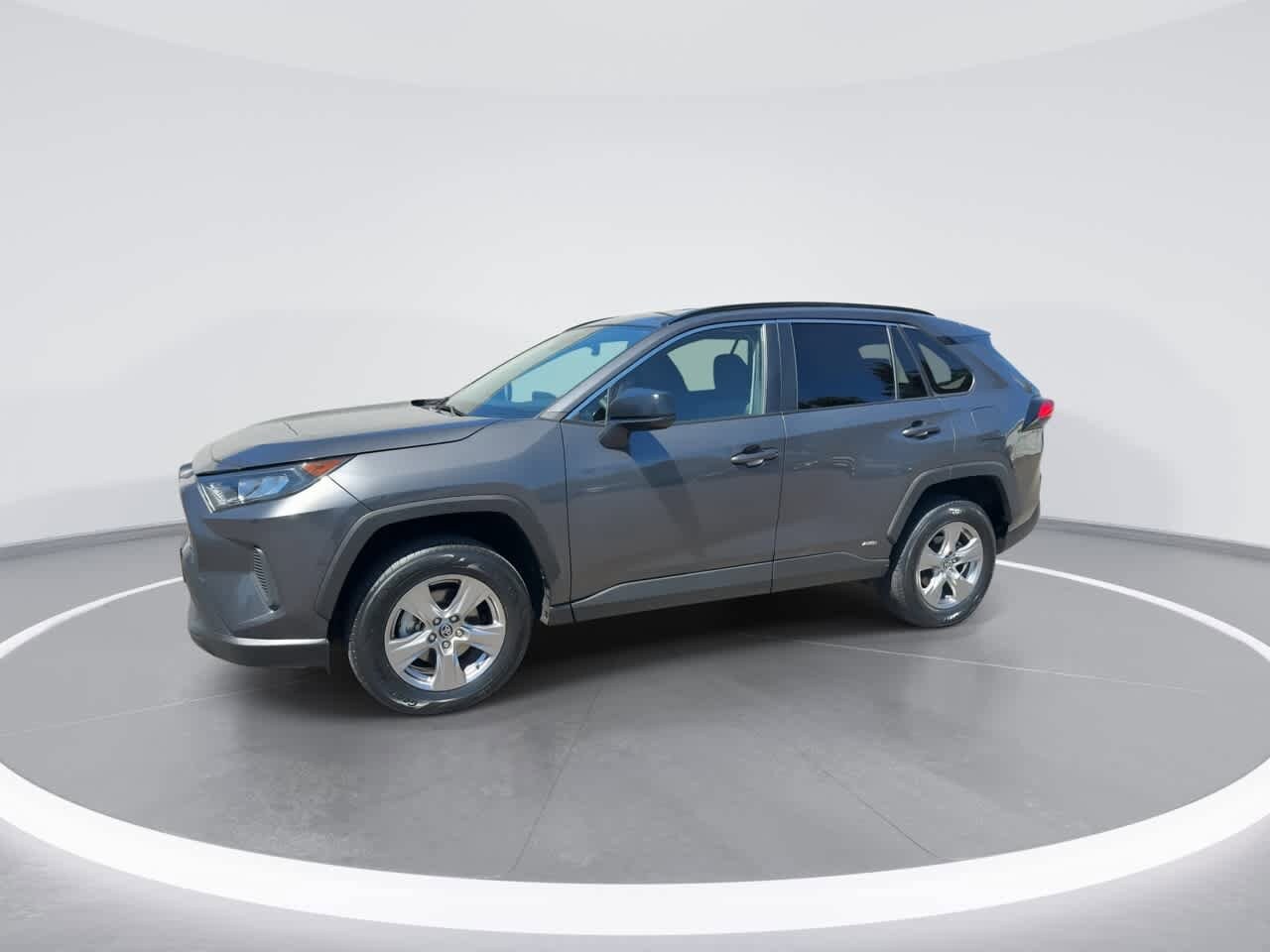 2022 Toyota RAV4 Hybrid LE photo 4