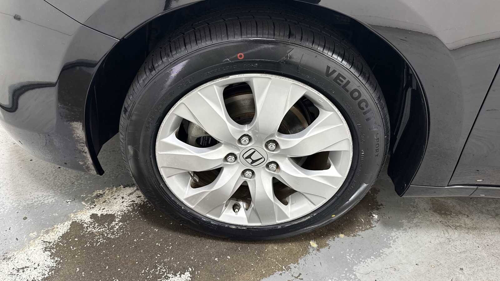 Thumbnail: 2010 Honda Accord - 10