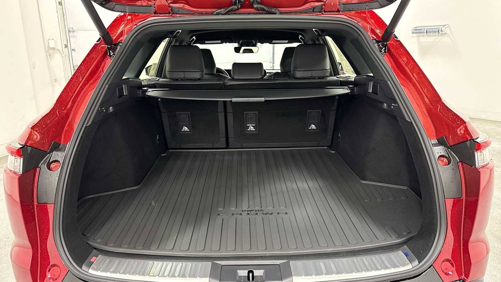 Thumbnail: 2026 Toyota Crown Signia - 27